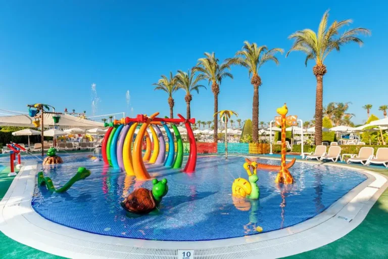 Best Family Resorts for Toddlers: An Editorial Audit of Top-Tier Options