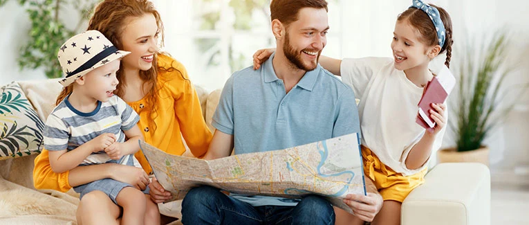 How to Compare Family Vacation Plans: An Editorial Guide to High-Fidelity Travel